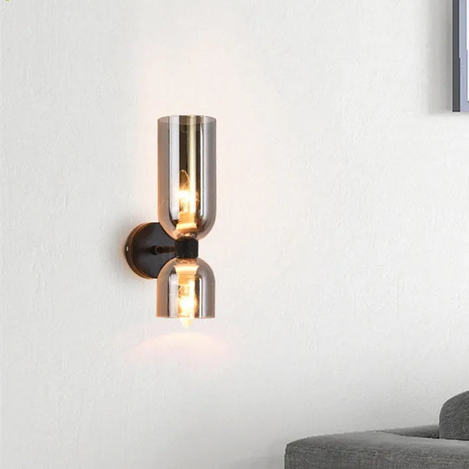 Skanto | Glassvegglampe med LED-teknologi Kombinasjon av eleganse og funksjonalitet
