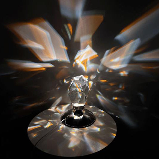 Skanto | LuxorLite Diamond Crystal LED Bordlampe | Luksuriøs Stemningsbelysning | 3 eller 16 Fargeforandring | Trådløs Nattlampe