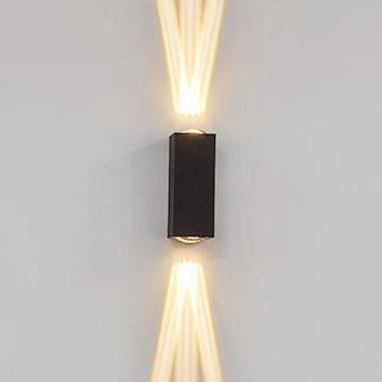 Vanntett LED-vegglampe for utendørs bruk