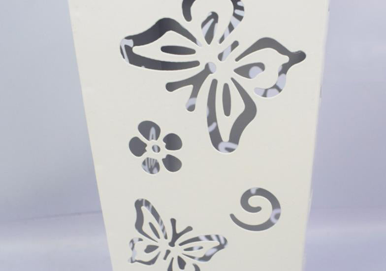 Skanto | Solar Butterfly Rose Pattern Hollow Column LED Utendørs Vanntett Dekorativ Lampe
