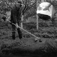 Skanto | Trådløs Gressklipper med Justerbar Klippebredde for Plenpleie & Hagevedlikehold