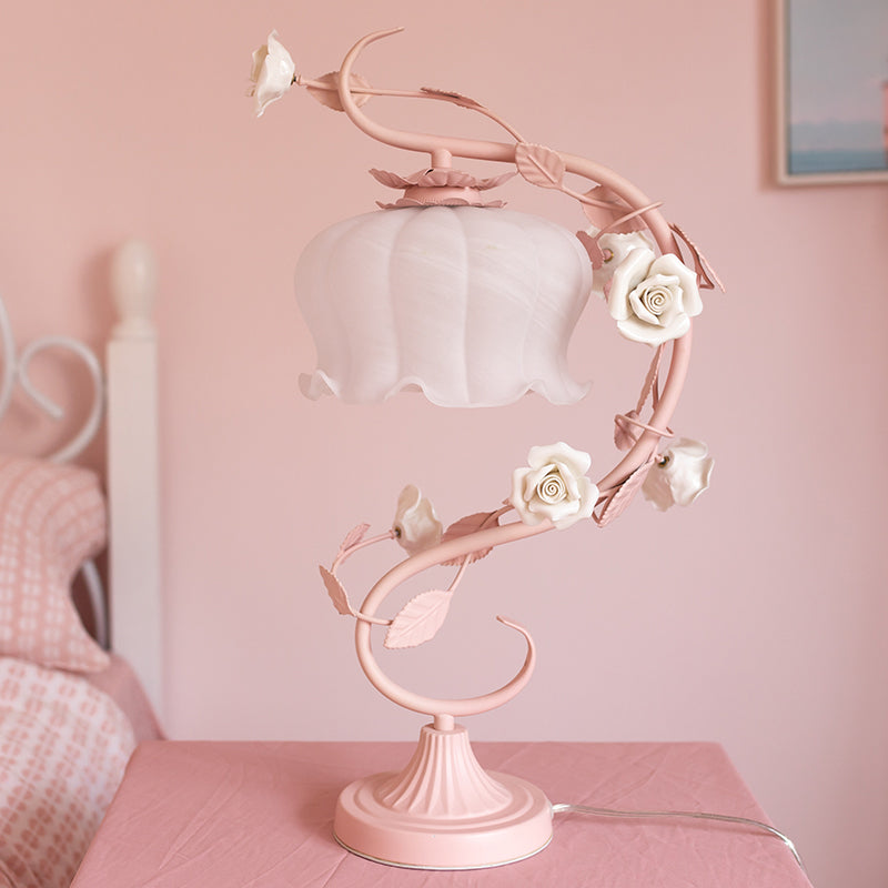 Rose Tae Lampe, Glass, Blomsterdesign, Nattbordlampe