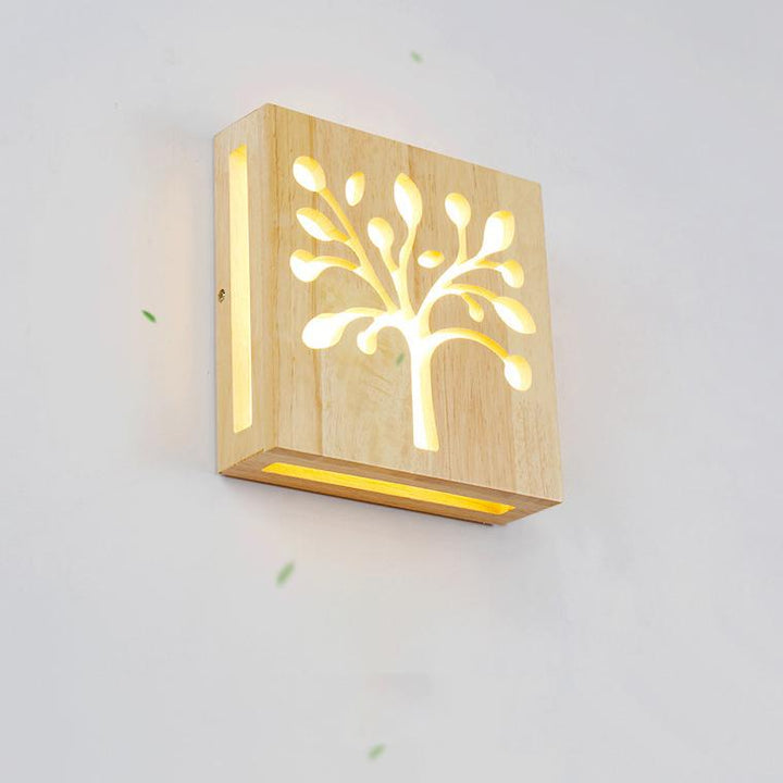 NatureShine – Atmosfærisk LED Vegglampe i Trebolle