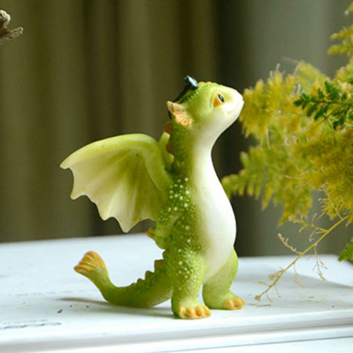 Skanto | Mini søt drage statue dekorasjon