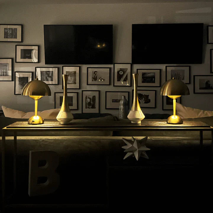 Skanto | Moderne bordlampe