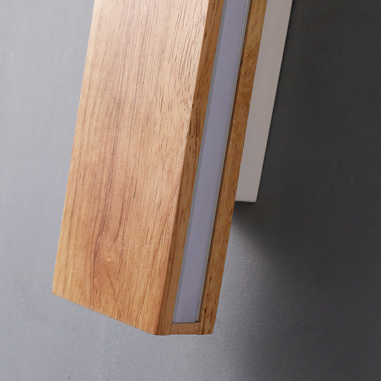 Skanto | OakBeam | Minimalist solid tre LED vegglampe