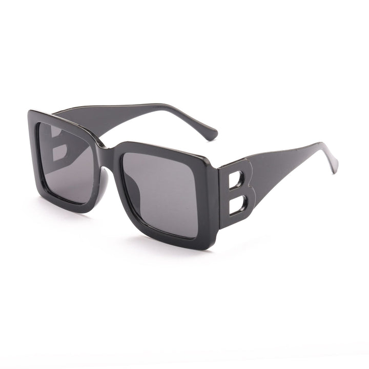 Dame oversized solbrille i elegant design Skanto