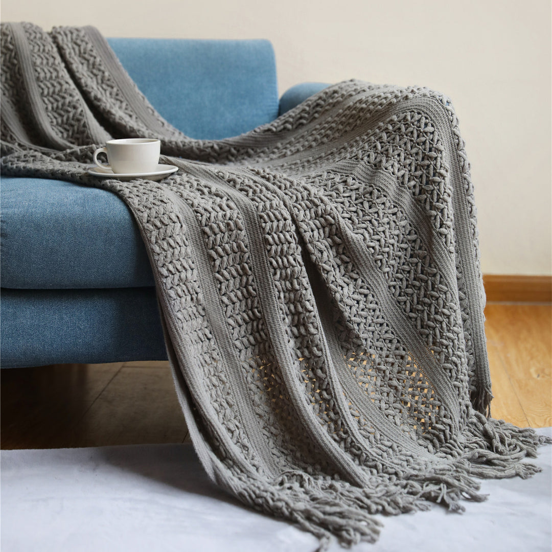 Kvinnenes strikkede teppe med elegante frynser Skanto