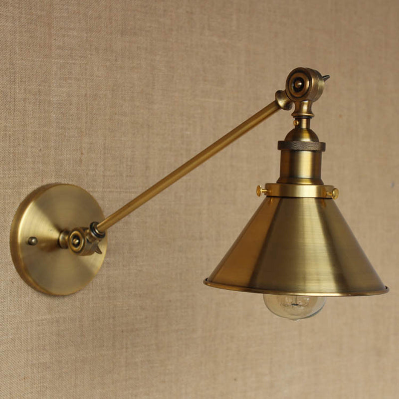 Vintage Tapered Vegglys Armatur 1-Lys Jern Veggmontert Lampe i Messing for Soverommet | Skanto