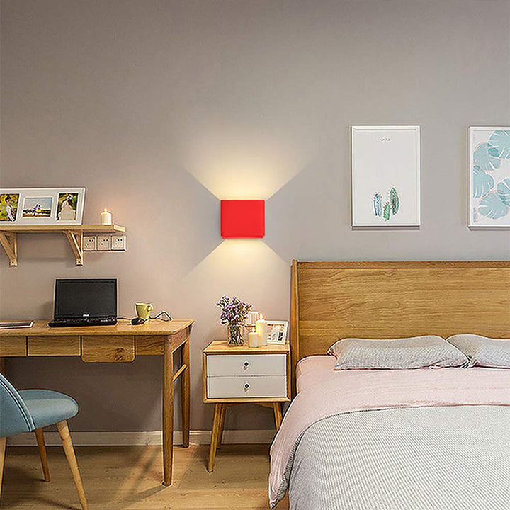 LumiBox - Firkantet LED Vegglampe | Modern Design i Svart, Hvit og Grønn for Soverom og Stue | Skanto