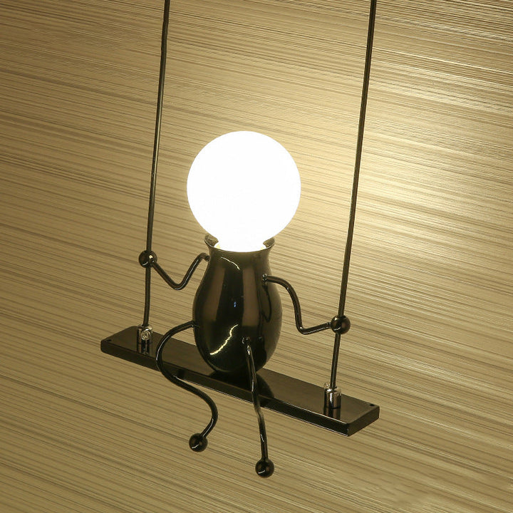 SwingDesign Vegglampe – Leken og Kreativ Belysning Skanto