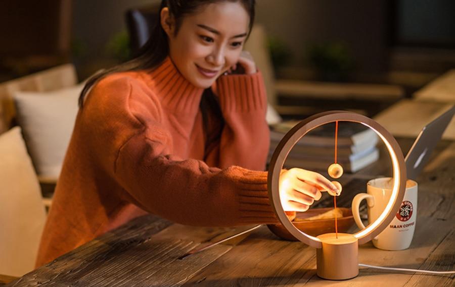 Tao - Moderne nordisk magnetisk balanse LED-lampe | Skanto