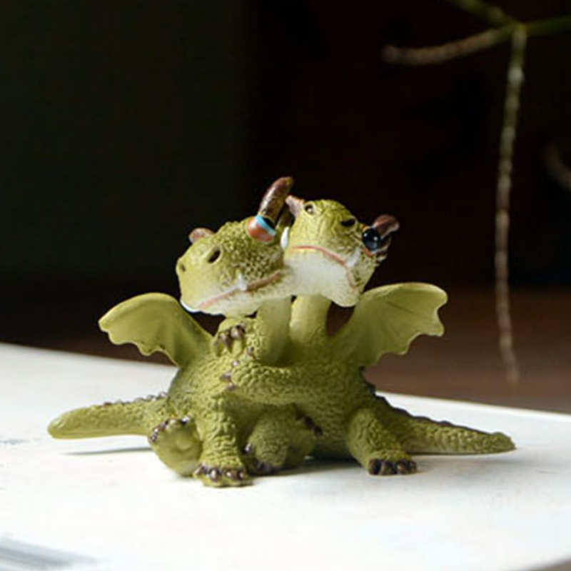 Skanto | Mini søt drage statue dekorasjon