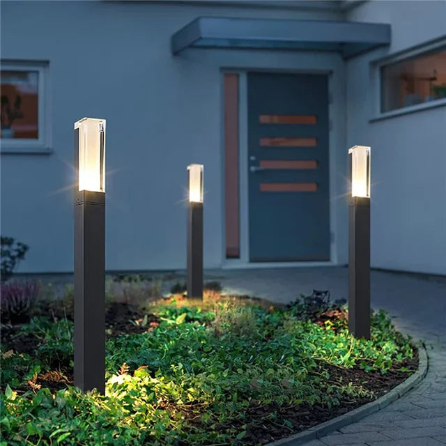 Skanto | Elegant Solar Post Lys