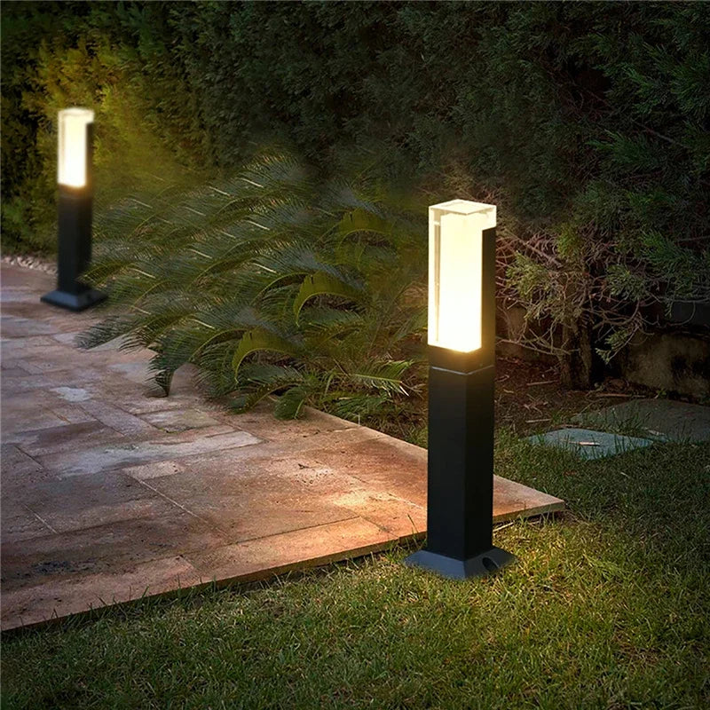 Skanto | Elegant Solar Post Lys