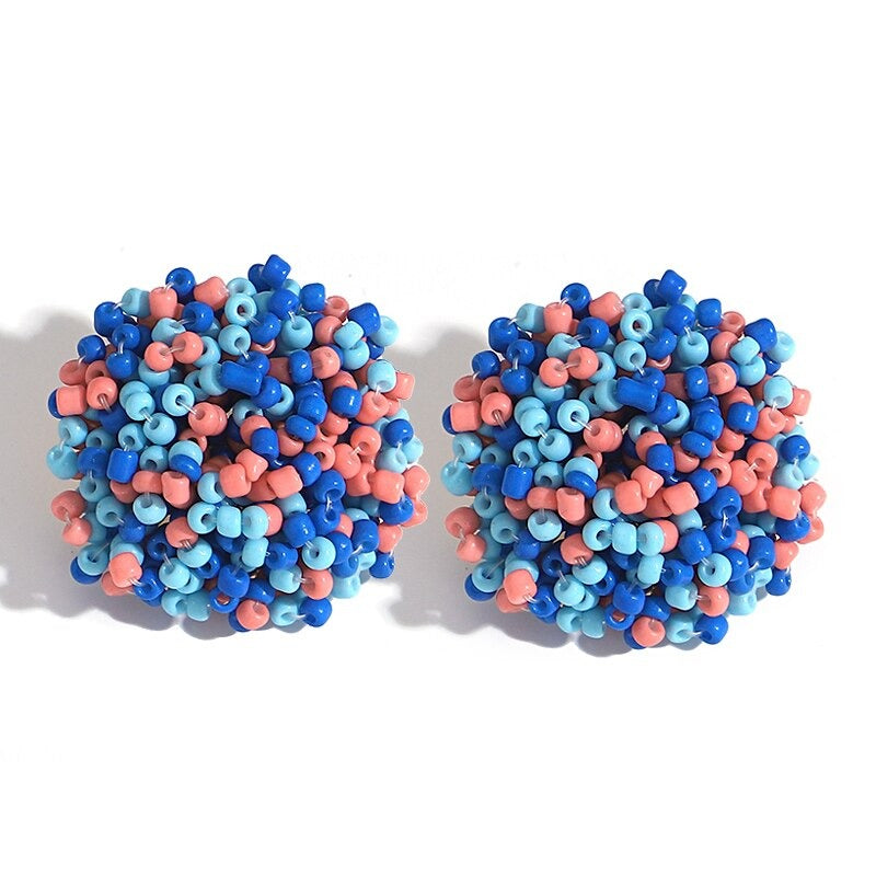 Skanto | Lys og morsom håndlaget multicolor perle pompom stud øredobber
