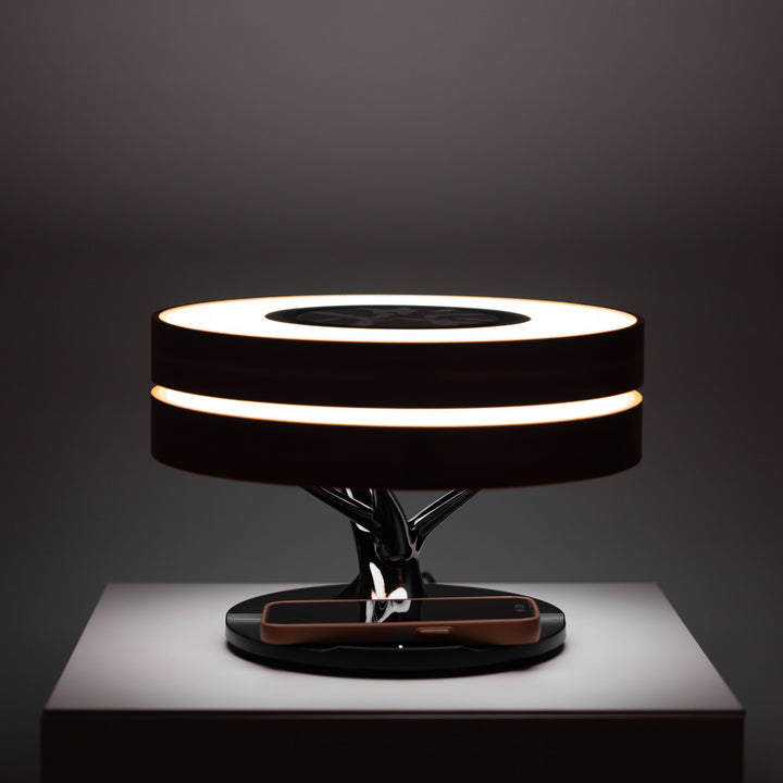 LumeCharge - Minimalistisk LED Bordlampe med Trådløs Lading | Skanto