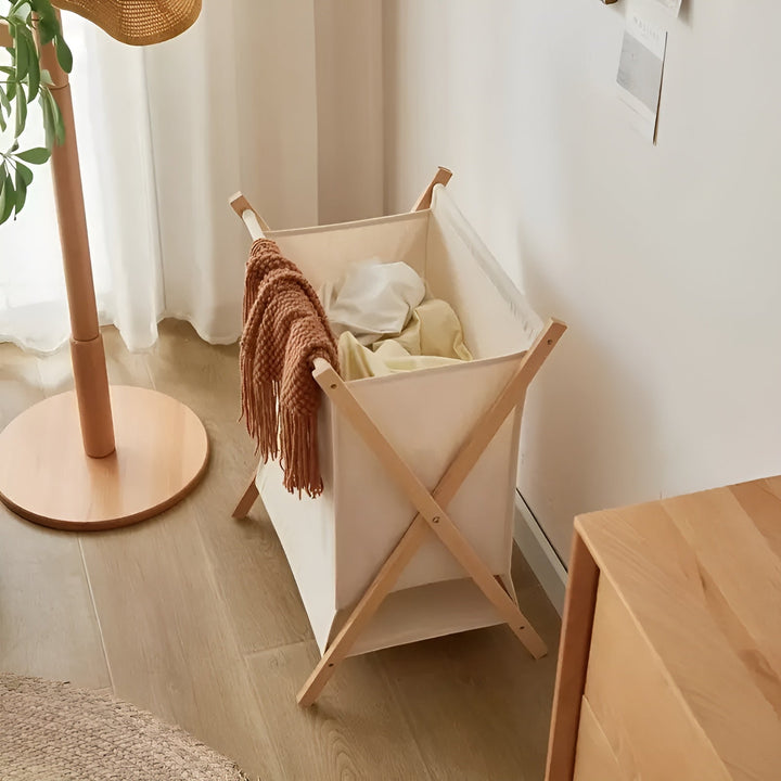 Brettbar kleskurv laget av tre – Robust tresdesign | Dekorativ og funksjonell | Skanto