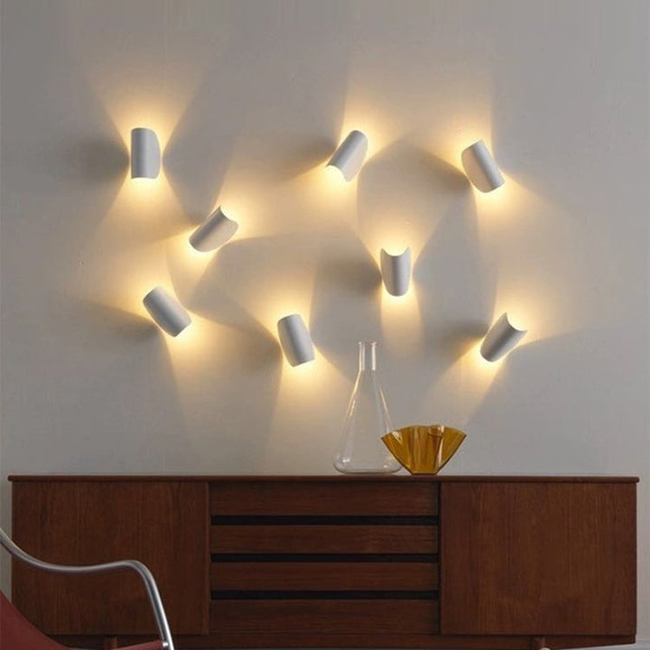 Skanto | Eveline Moderne Geometrisk LED 4 Farge Vegglys Innendørs/Utvendig Metall