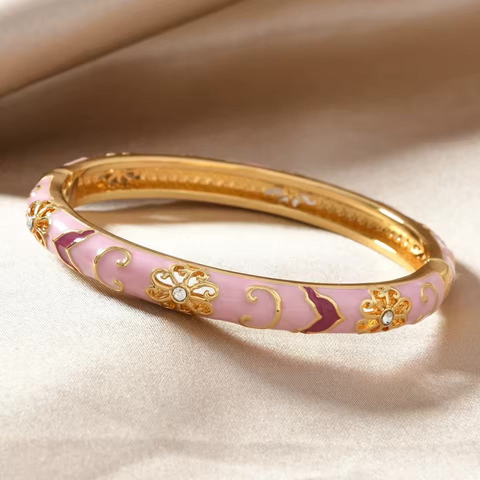 Skanto | Blomstret armbånd