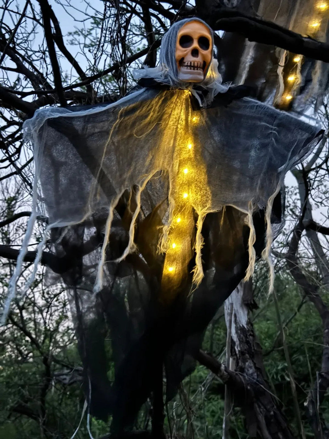 Skanto | Lysende Halloween Skeletthengende Dekorasjon