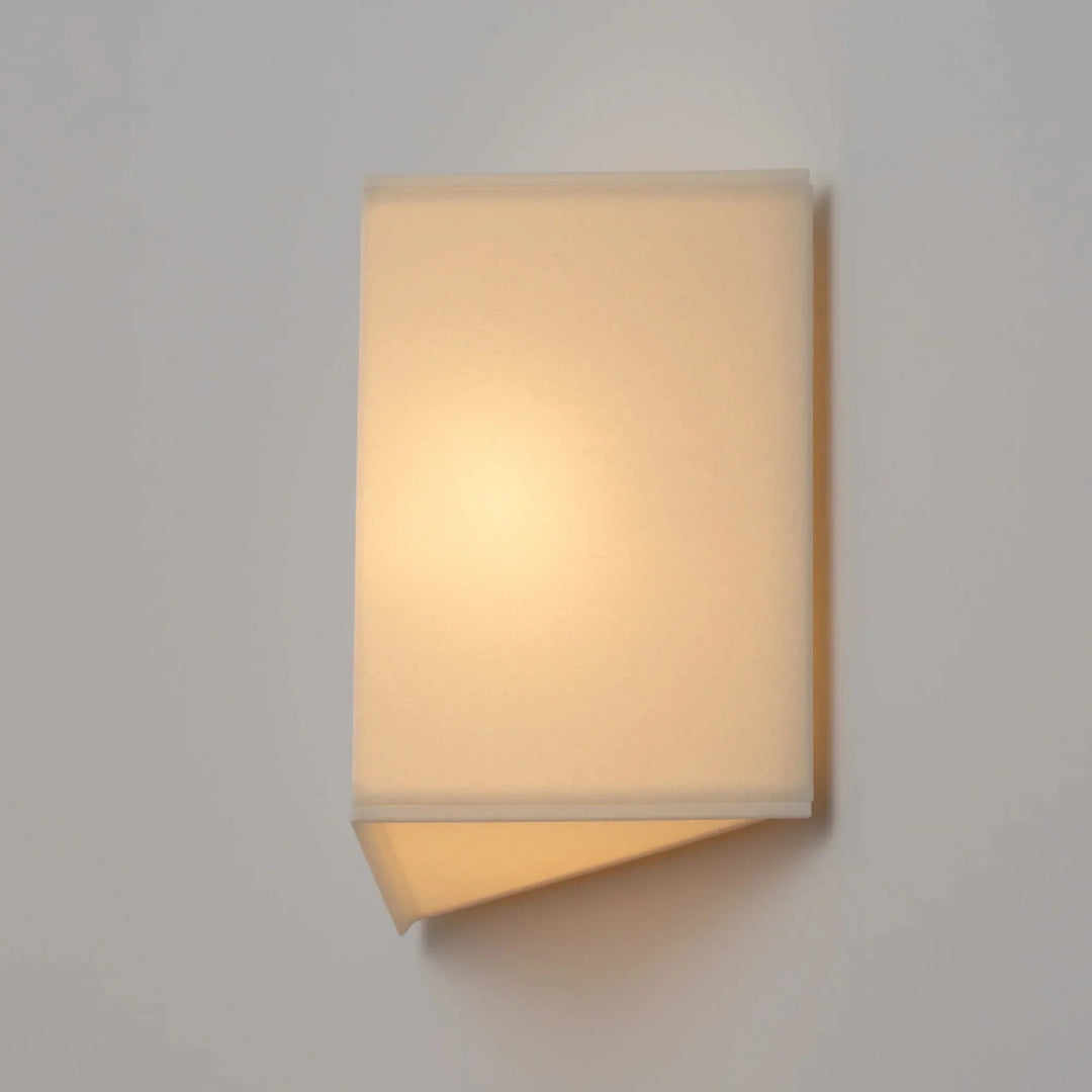 Skanto | Stoff Vegglampe i Japansk Wabi-Sabi Stil