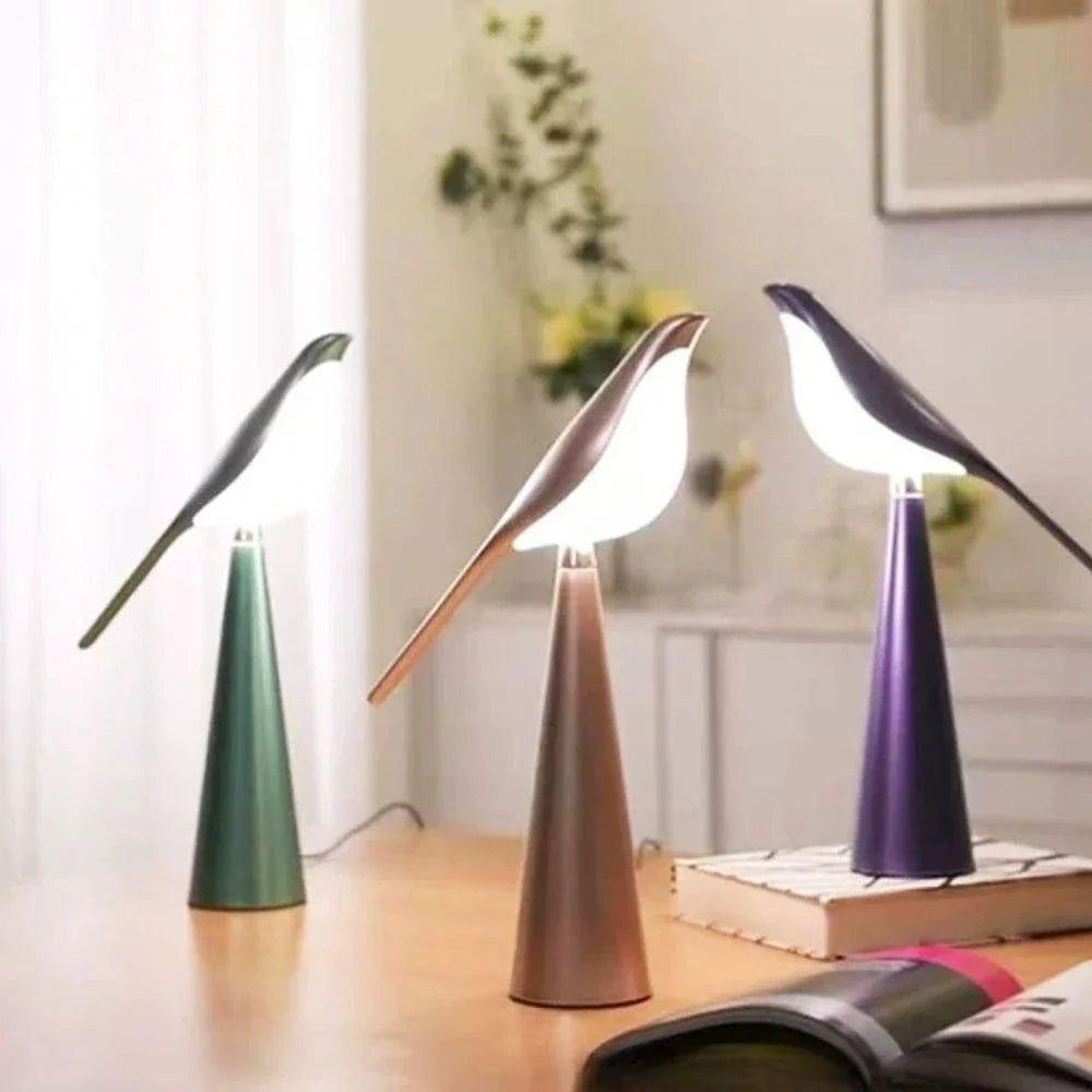 Skanto | Serene Magpie Light