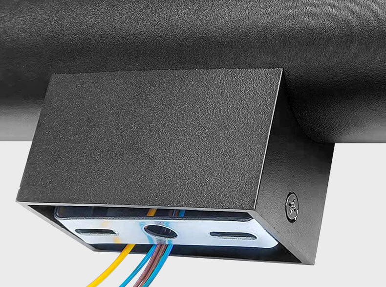 Skanto | Enkel Aluminium Sylinderformet 2-Lykt Vegglampe