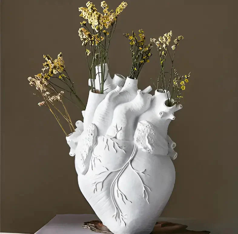 Skanto | Greskinspirert hjerte vase