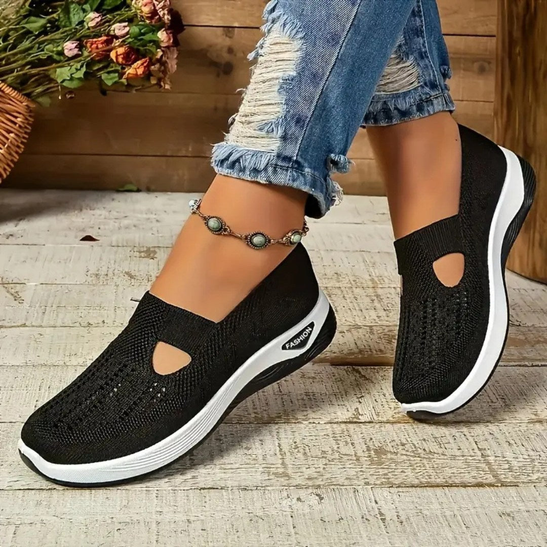 Vellora – damesko i netting med slip-on-komfort