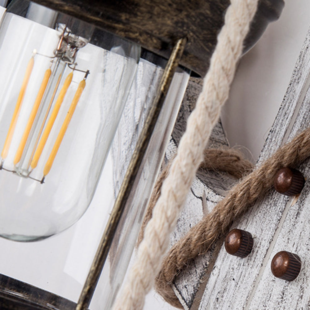 Skanto | Rustikk Tre Anker Vegglampe med Lantern
