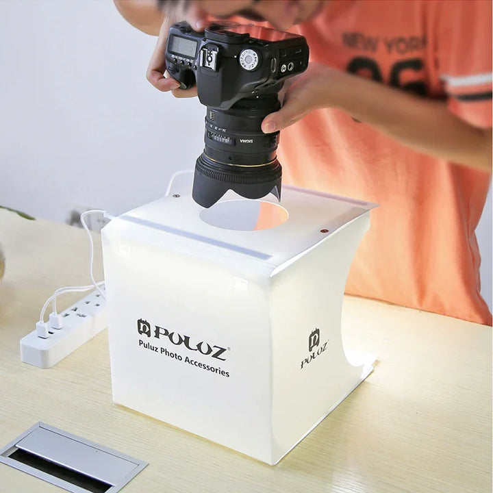 Skanto | 23cm Mini Foto Studio Lightbox med Mykt Lys for Fantastiske Smykke- og Produktbilder