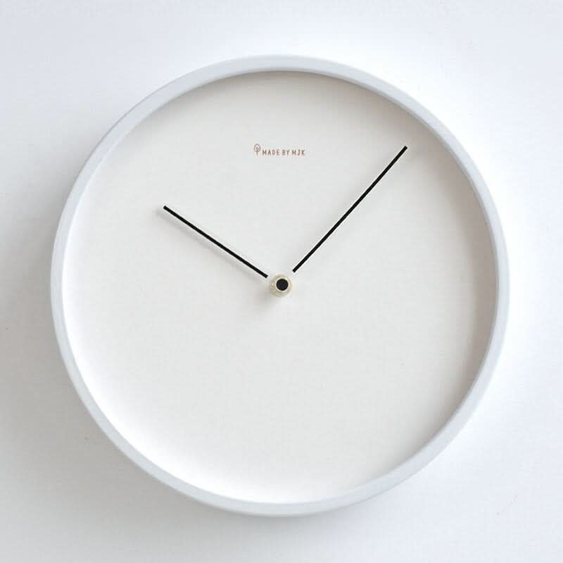 Skanto | Nordic Minimalist Treveggklokke Hvit Svart Design