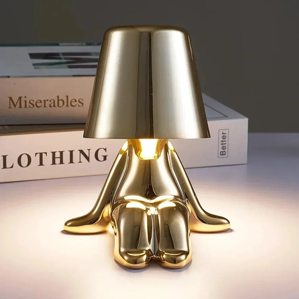 Skanto | Lite Gyldne Mann Bordlampe