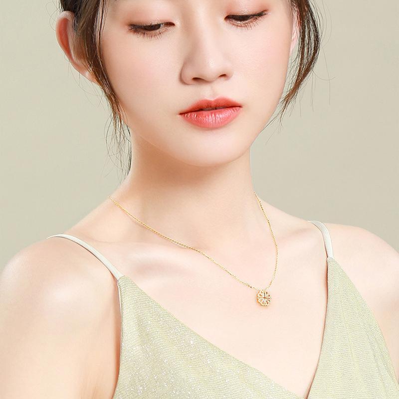 Hollow Four-Leaf Clover Necklace | Skanto