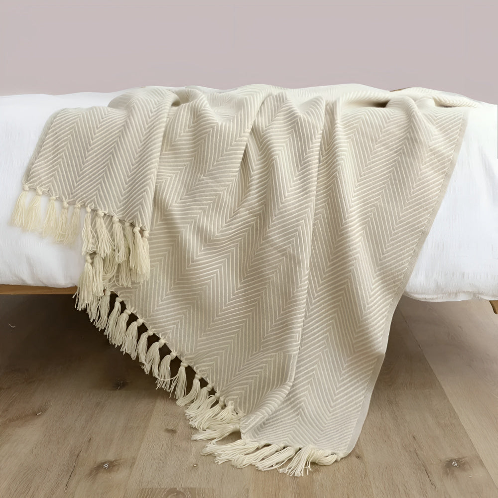 Skanto | Herringbone duskfringed strikket teppe