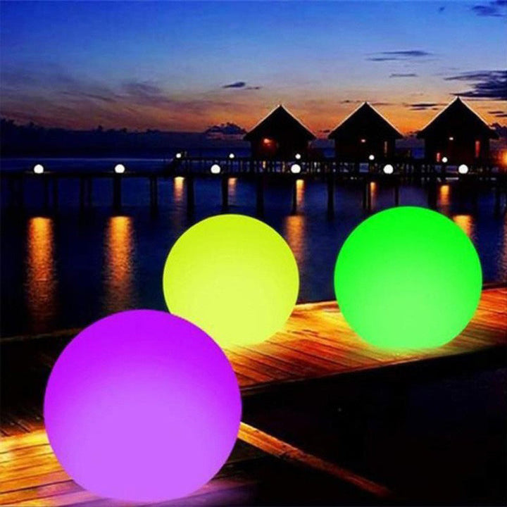 Skanto | LED Lykt 16 Farger Glødende Strandball