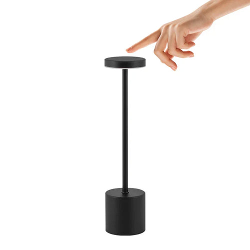 NoirElegance - Moderne Svart LED Bordlampe Skanto