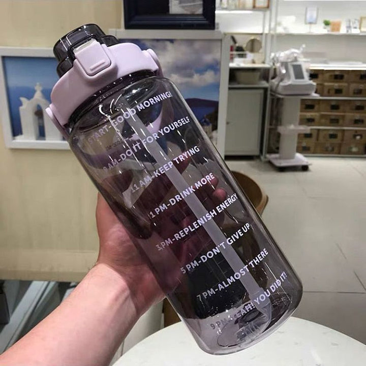 Skanto | 2L Motiverende Vannflaske med Tidsmarkører - HydroMotivator