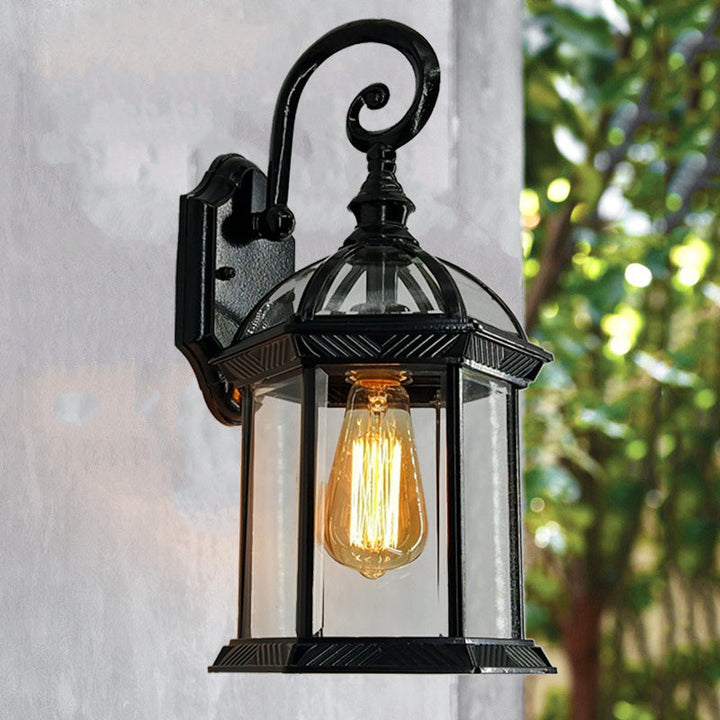 Tradisjonell europeisk vanntett aluminiums glass heksagonal prisme 1-lampe vegglampe for hagen | Skanto