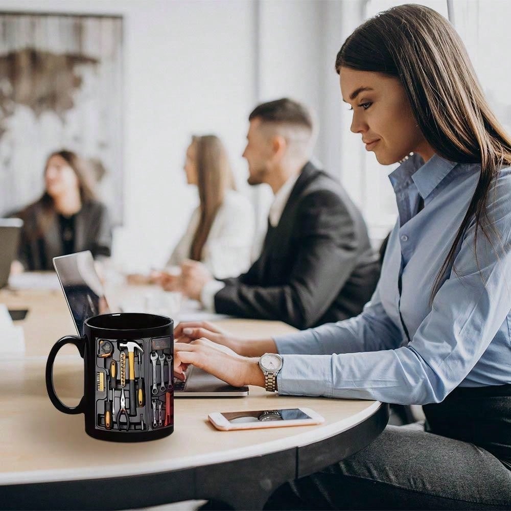 CraftMaster Precision Mug — Feire din skaperkraft med hver slurk i robust stil | Skanto