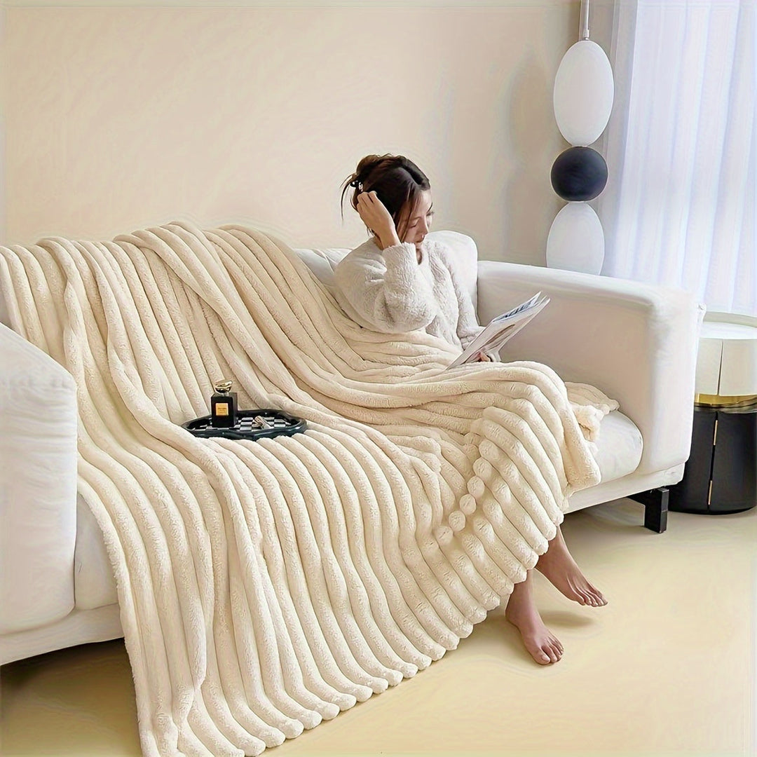 LuxeFleece – Elegant fransk stil teppe for Comfort Skanto