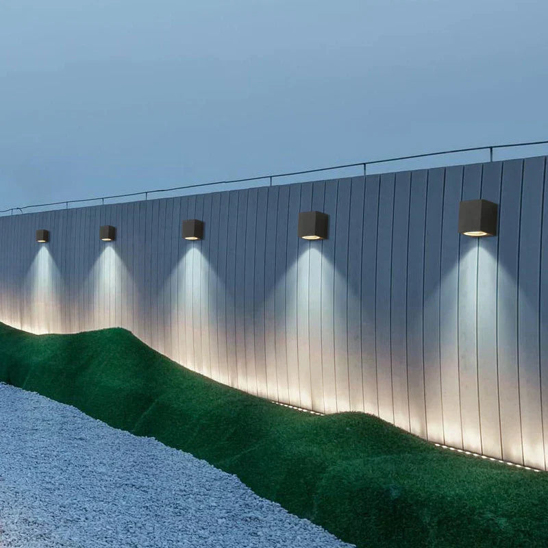 Skanto | Moderne Utendørs Vegglampe LED Svart