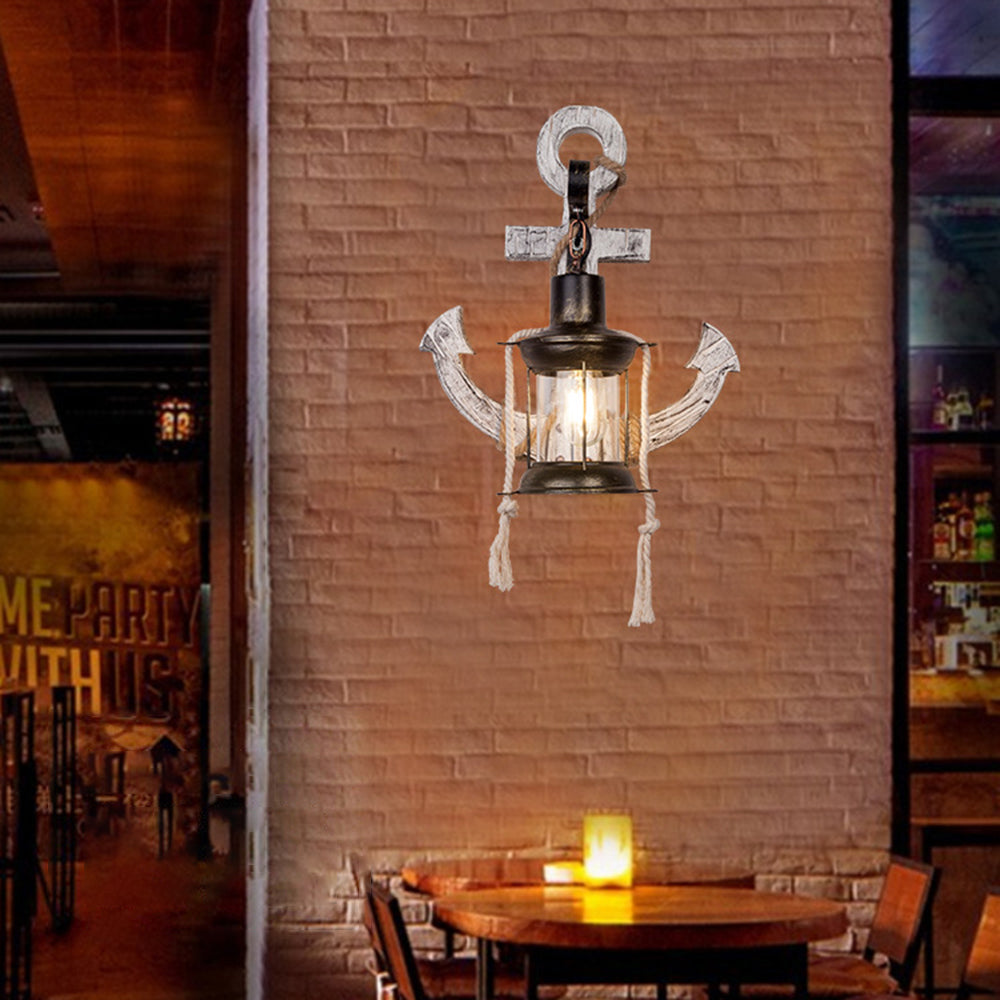Skanto | Rustikk Tre Anker Vegglampe med Lantern