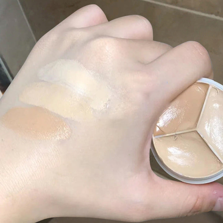Skanto | Tri-Farge Concealer Palette for Akne Flekkene og Mørke Sirkler