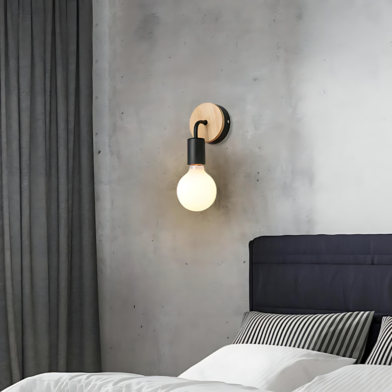 LumiEra - Elegant vegglampe laget av jern og tre i nordisk stil | Skanto