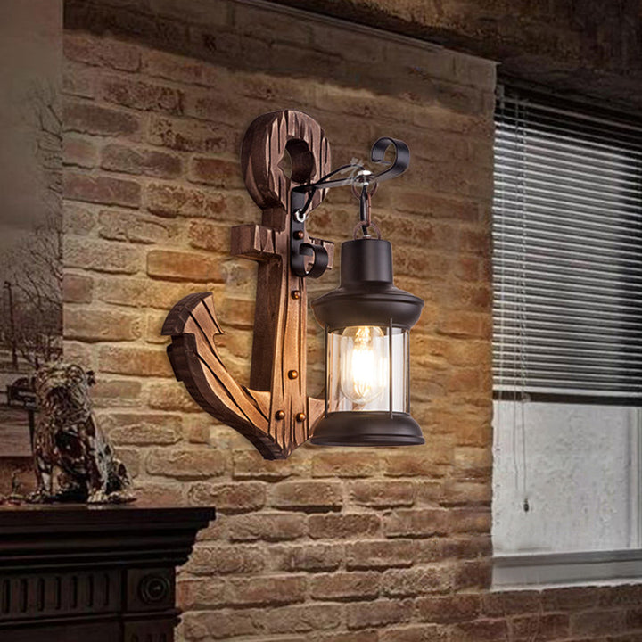Skanto | Rustikk Tre Anker Vegglampe med Lantern