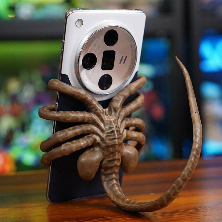 Skanto | Spesielt formet telefonholder