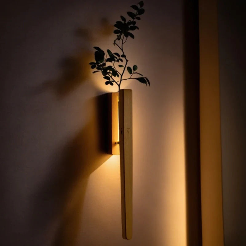 Skanto | EasyStick Vase Vegglampe