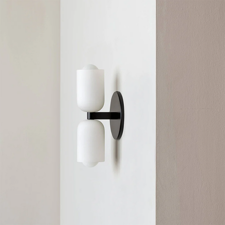 Skanto | Moderne Vegglampe med Dobbel Hode